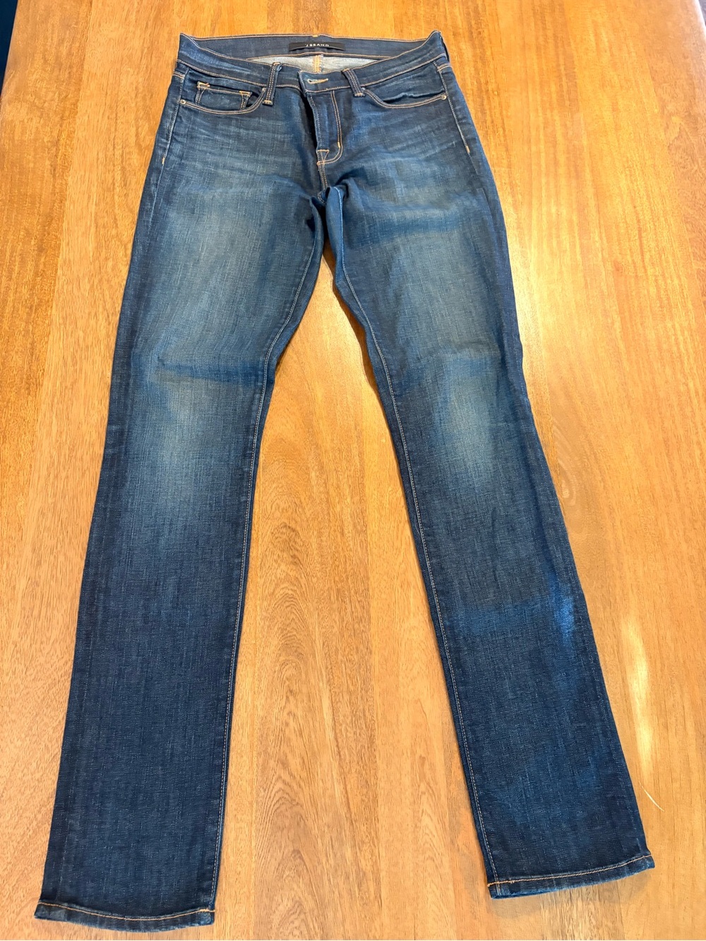 J Brand women’s indigo color Slim Straight Jeans